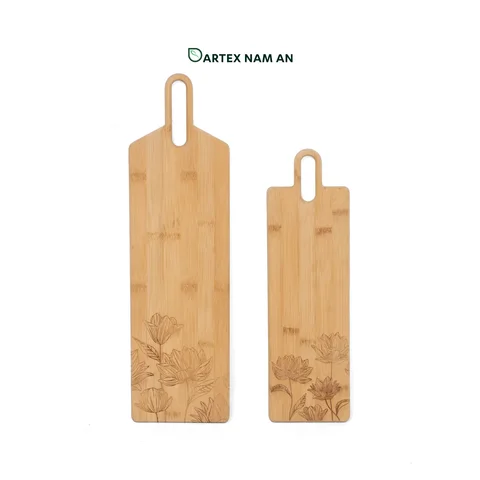 Rattan Export Natural Bamboo Wholesale Serving Tray with Floral Engraved for HORECA, Boutique Retail, and Corporate Gifting - REX-GSF-260010