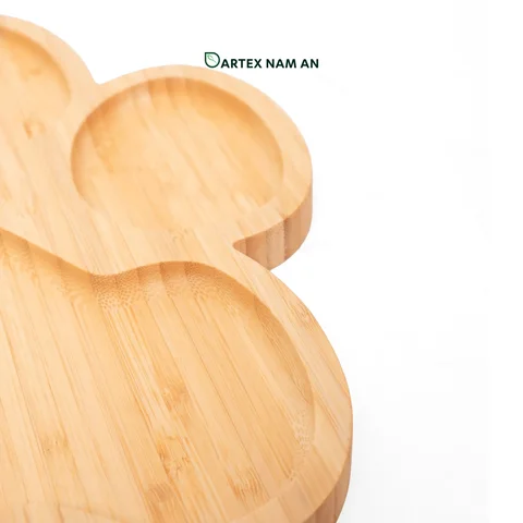 Rattan Export Wholesale Serving Boards made from Bamboo, Paw Shaped for Charcuterie, Kitchen and HORECA Dining - REX-TF26-00235