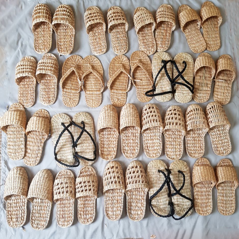 Rattan Export Pantofola in giacinto d'acqua