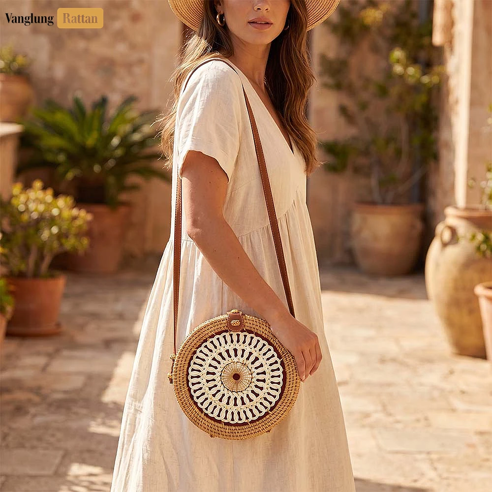 Rattan Export Wholesale Round Rattan Straw Crossbody Bag with Loop Pattern - REX-BG013004