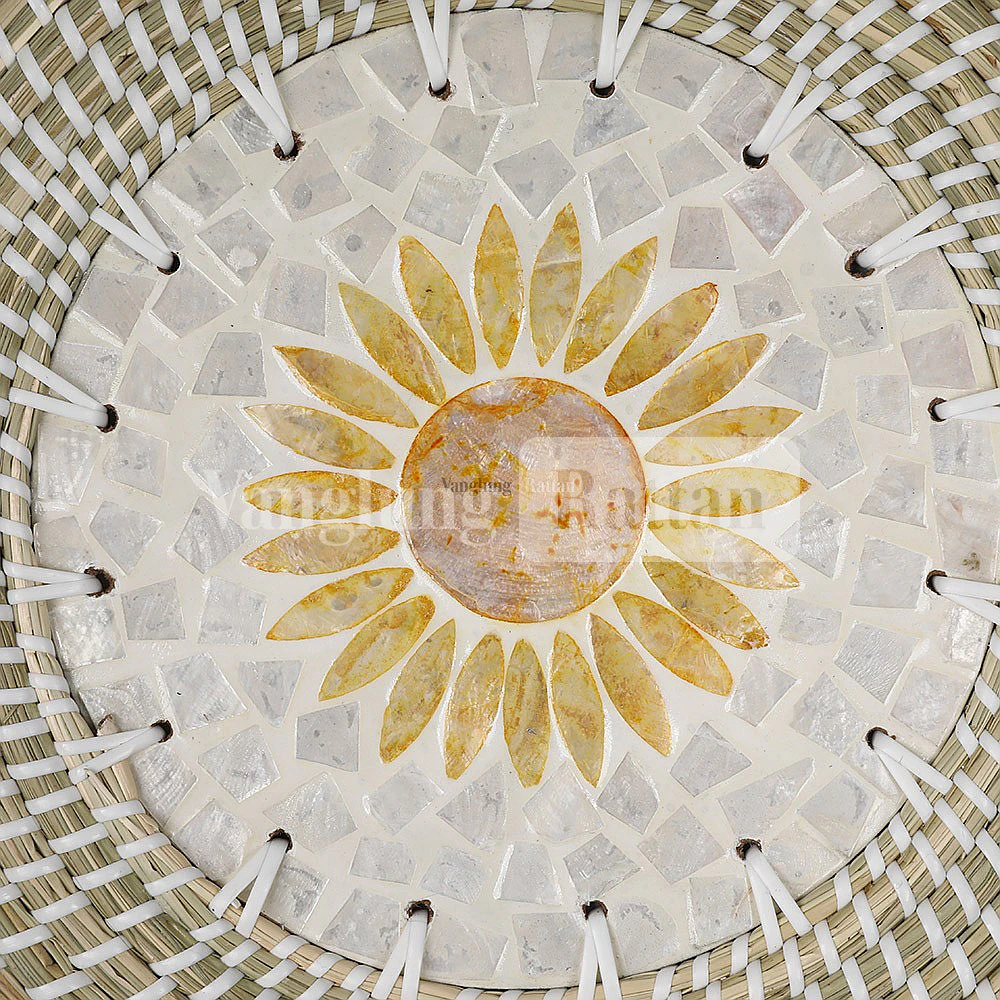 Rattan Export Handicraft Flower Center Mother of Pearl Seegrass Placemat for Decoration - REX-UP071001-1