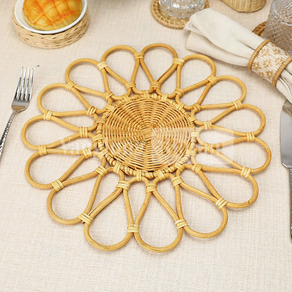 Rattan Export Eco Friendly Green Handwoven Flower Core Rattan Placemat Dinner Decoration - REX-UP053003-2