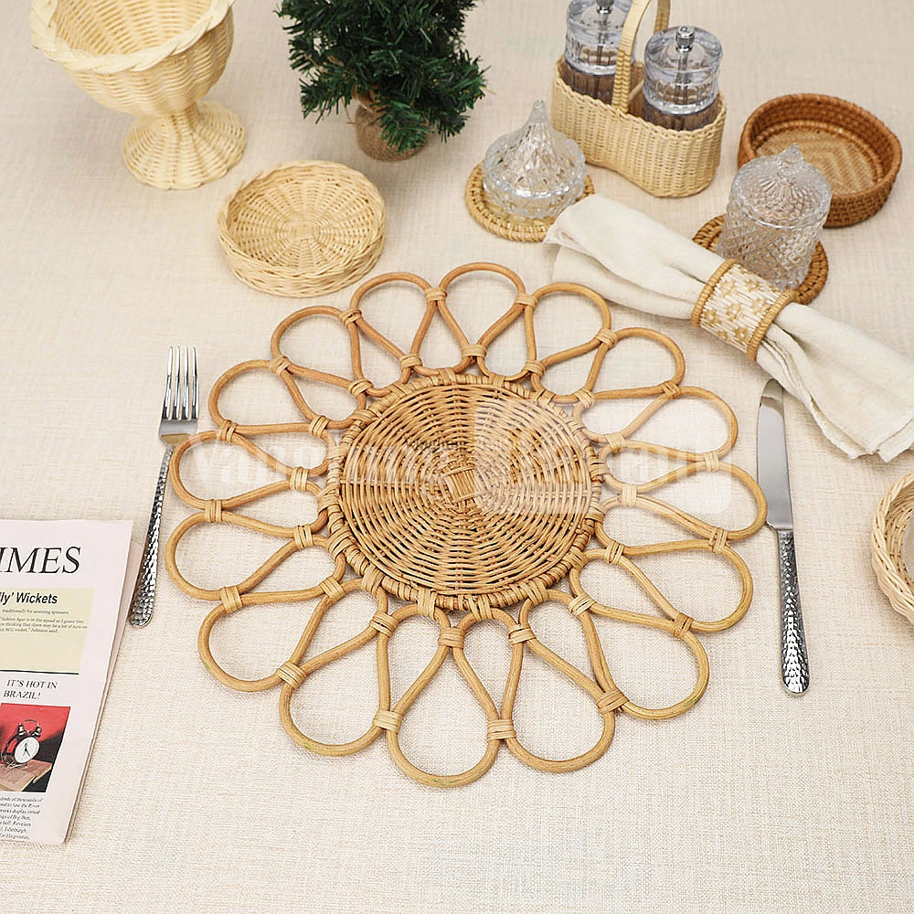 Rattan Export Light Brown Handwoven Flower Core Rattan Placemat Dinner Decoration - REX-UP053003-1