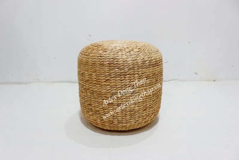 Rattan Export Water Hyacinth Stool - REX-MK7035A-1NA