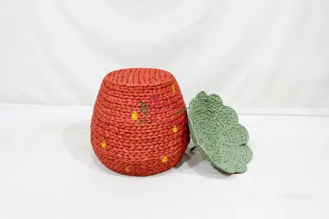Rattan Export Natural Straw Strawberry Basket – Handwoven Water Hyacinth Decor from Vietnam - REX-SD10774A-1MC