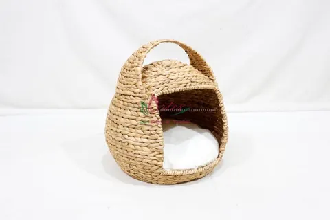 Rattan Export Handwoven Water Hyacinth Pet House for Cats and Small Dogs - REX-SD1636A-1NA