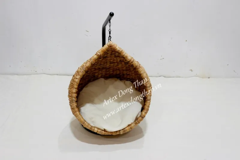 Rattan Export Water Hyacinth Pet Basket - REX-SD1649A-1NA
