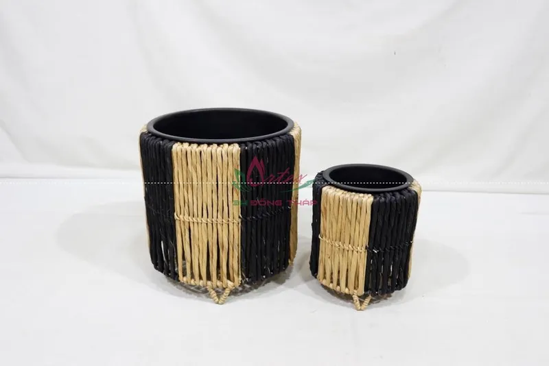 Rattan Export Handmade Water Hyacinth Flower Pot – Basket Planter with Plastic Inner Pot - REX-SD20594B-2MC