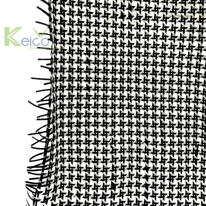 Rattan Export Cuộn lưới mây nhựa PVC tái chế đen trắng từ Việt Nam KC23111802 - REX-RTR-20
