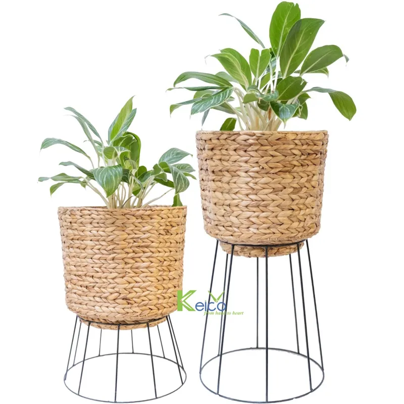 Rattan Export Maceta redonda de jacinto de agua con soporte metálico - REX-K23101702