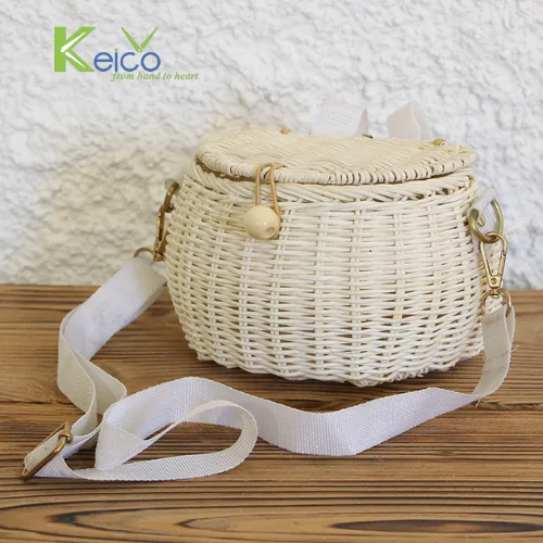 Rattan Export Wholesale rattan decorative basket and bag for kids 20x15x13 cm made in Vietnam - REX-8423071448
