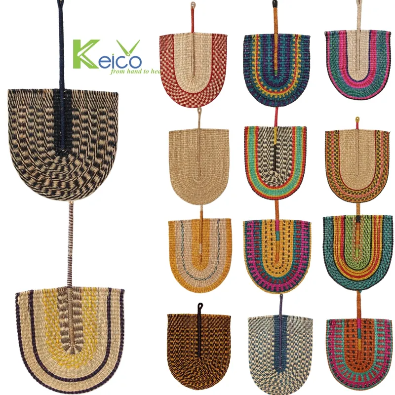 Rattan Export Decoración de pared tipo abanico de hierba marina única, tamaño y longitud del asa personalizables, fabricada en Vietnam - REX-8423061224