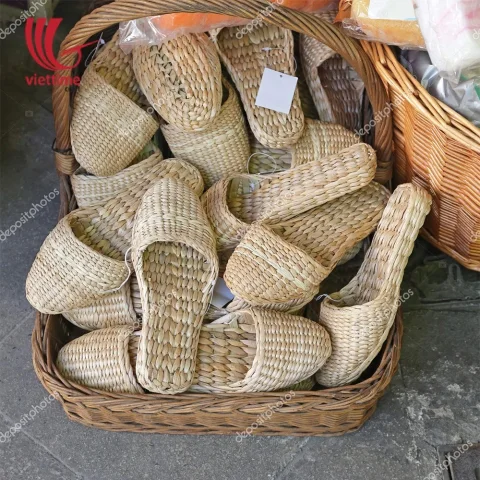 Water Hyacinth Sandals For Outfit Style