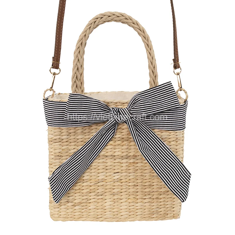 Handwoven Water Hyacinth Bag