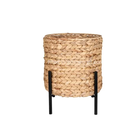 Nordic Design Water Hyacinth Planter With Metal Pot