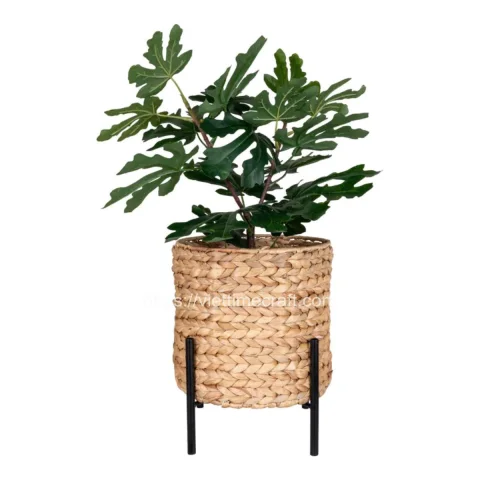 Nordic Design Water Hyacinth Planter With Metal Pot