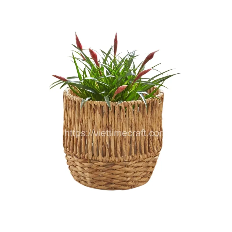Home Decoration Water Hyacinth Planter With Plastic Pot
