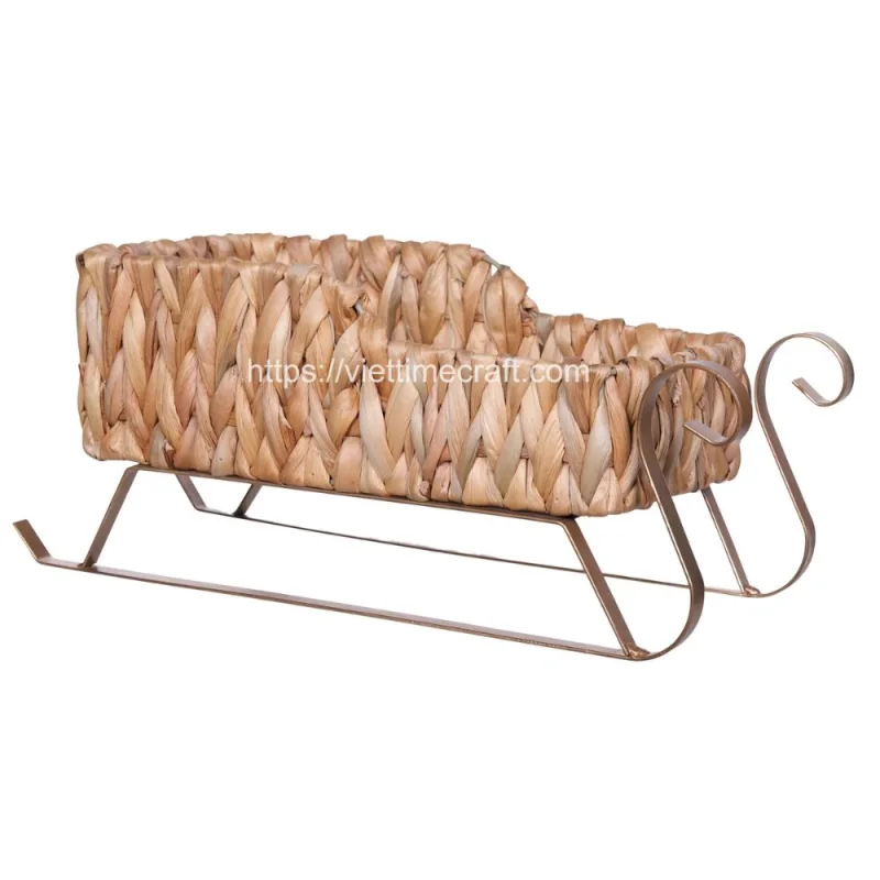 Water Hyacinth Sleigh Basket For Christmas Decoration
