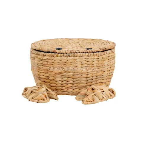 Natural Wicker Crab Shape Water Hyacinth Storage Basket