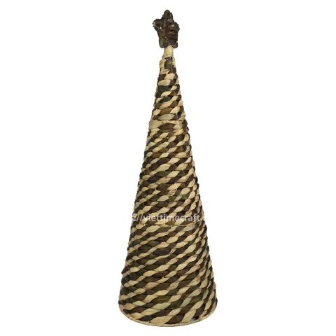 Eco-Friendly Holiday Centerpiece – Water Hyacinth Christmas Tree Table Decoration
