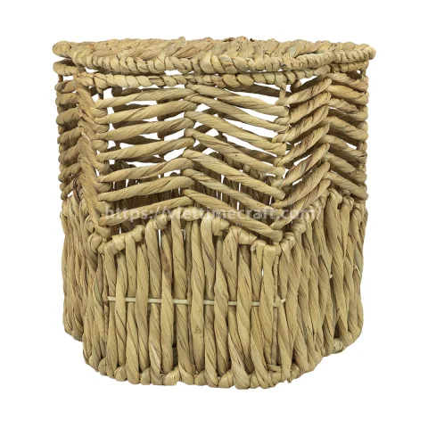 Scalloped Wicker Basket Wholesale, Handwoven Water Hyacinth Laundry & Storage Baskets