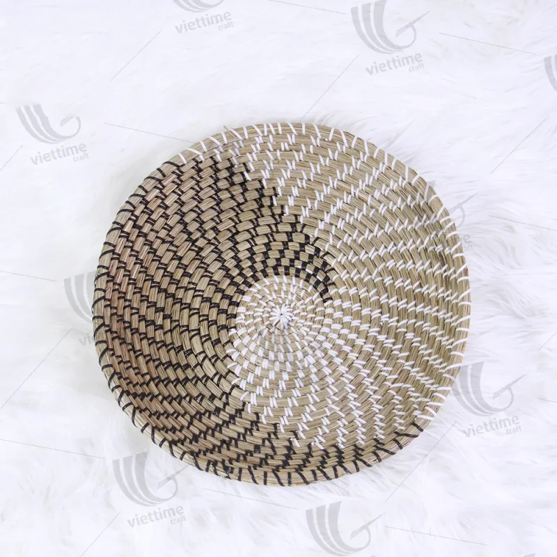 Seagrass Wall Hanging Plate