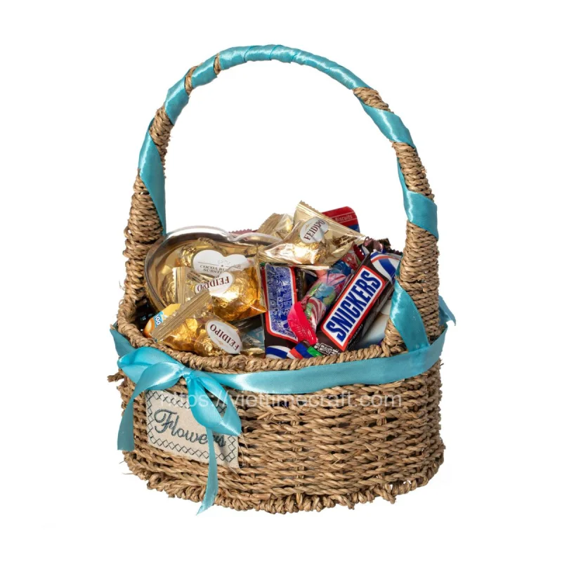 Hand Woven Seagrass Gift Hamper With Handle Vietnam