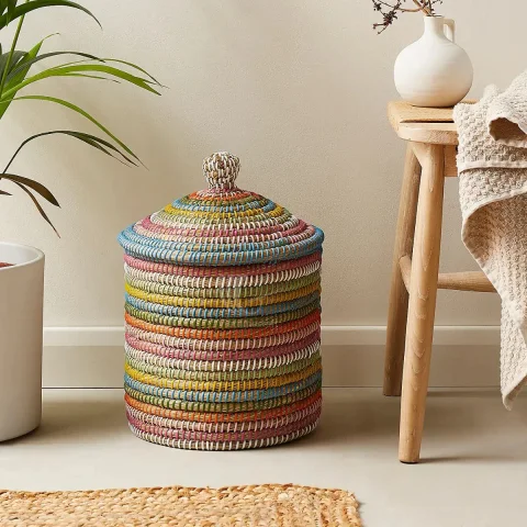 Rainbow Style Seagrass Storage Basket With Lid – C00747