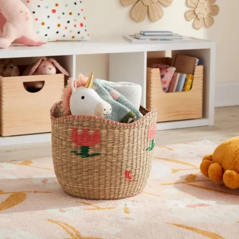 Best Woven Seagrass Basket Flower Embroidered Manufacturer