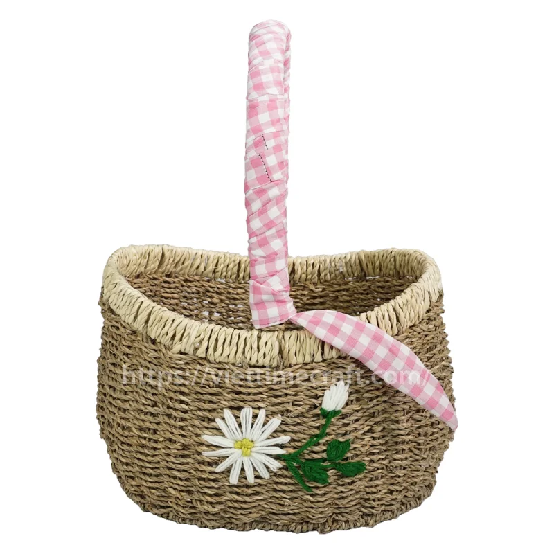 Decorative Seagrass Picnic Basket with Embroidery, Wholesale Storage and Gift Basket