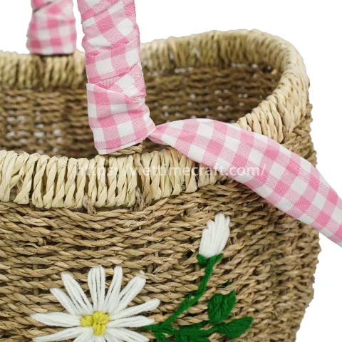 Decorative Seagrass Picnic Basket with Embroidery, Wholesale Storage and Gift Basket