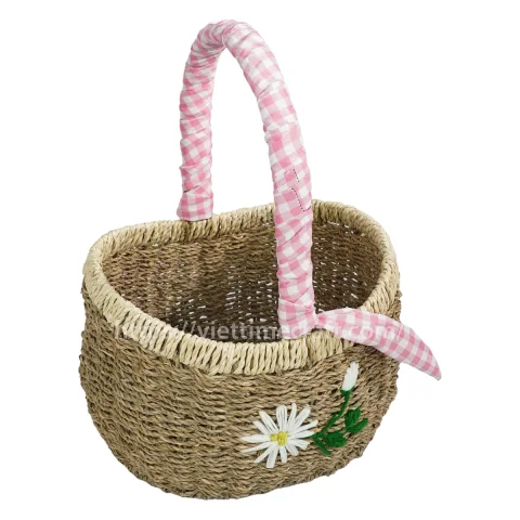 Handmade Seagrass Picnic Basket with Embroidered Daisy From Viettimecraft Manufacturer