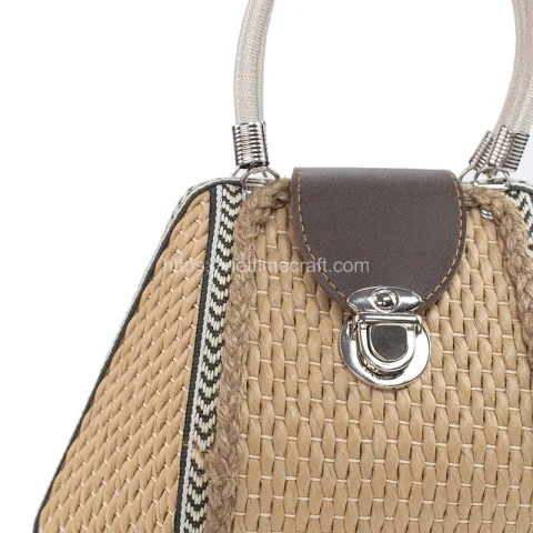 Mussel Shape Straw Handbag Wholesale