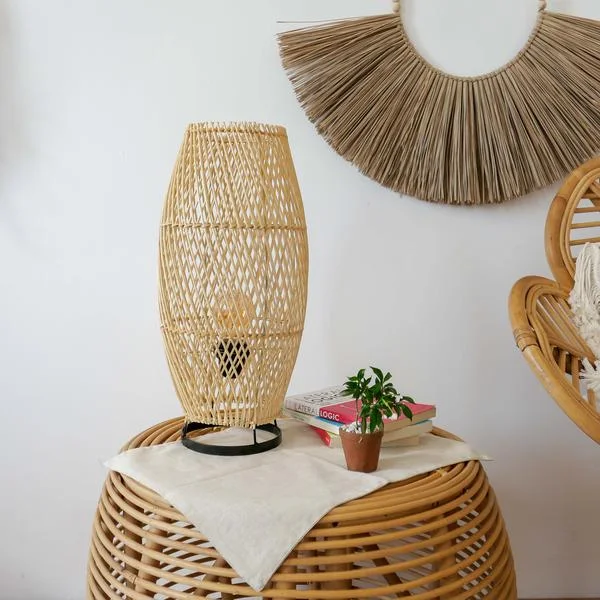 Rattan Table Lamp – M000052