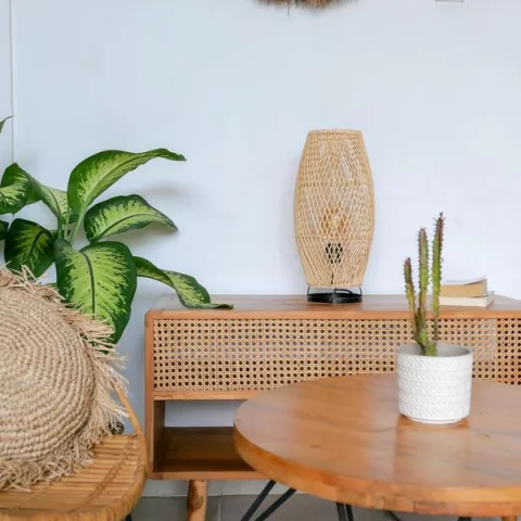 Rattan Table Lamp – M000052