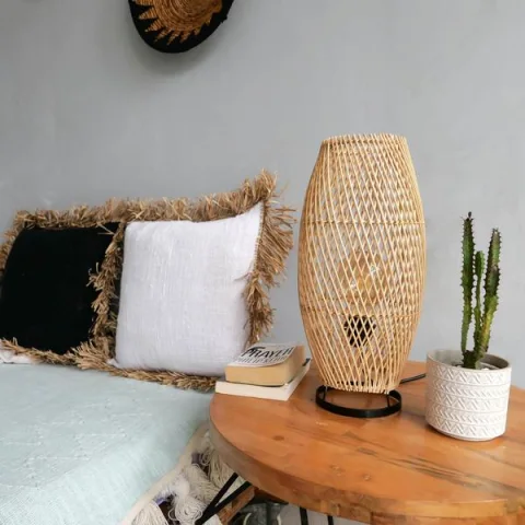 Rattan Table Lamp – M000052