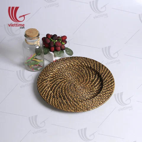 Rattan charger