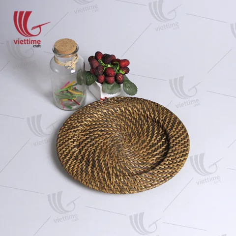 Rattan charger