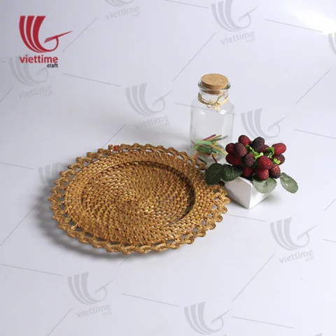 Rattan charger