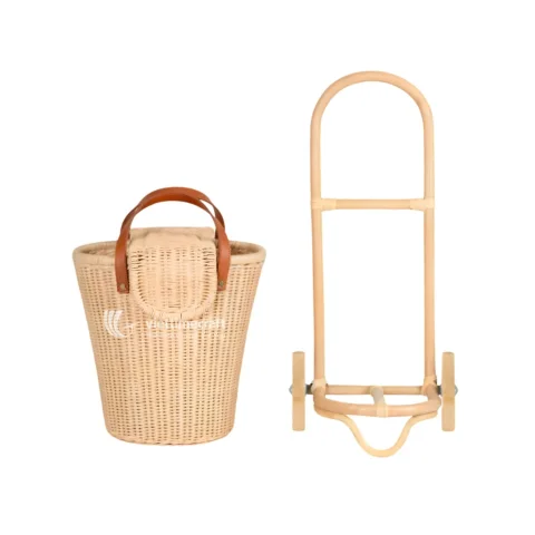 Effortless Picnic Transport, Mobile Rattan Trolley Basket with Smooth-Rolling Wheels for Outdoor Comfort