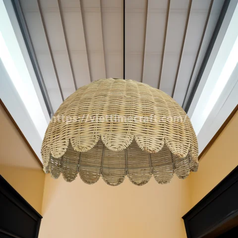 Hot Trending Flower Shape Rattan Lampshade Pendant Light