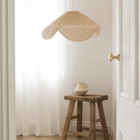 Elegant Rattan Lampshade Pendant Light