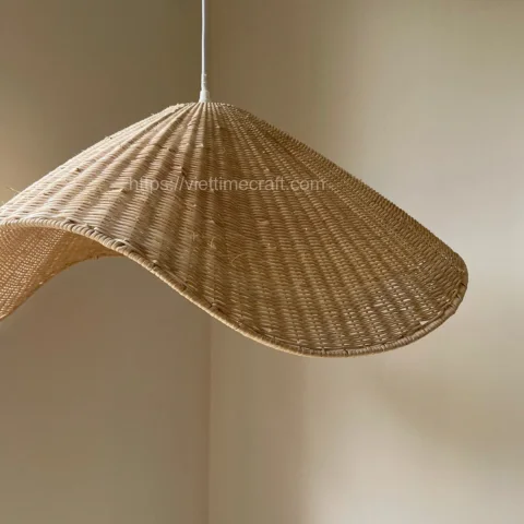 Elegant Rattan Lampshade Pendant Light