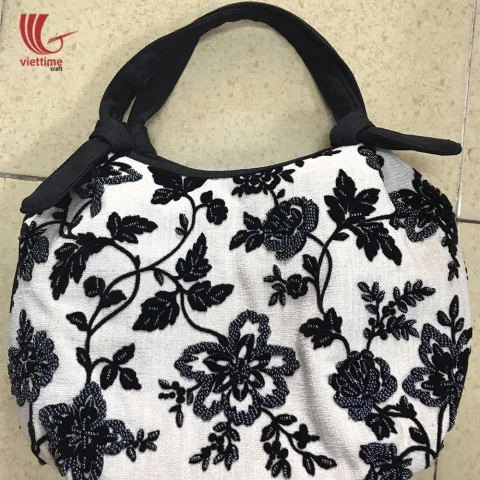 New Arrival Flower Embroidered Cloth Bag