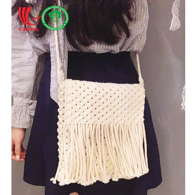 Cream Color Macrame Shoulder Bag Pattern
