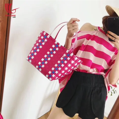 Beautiful Handmade PP Woven Plastic Handbag