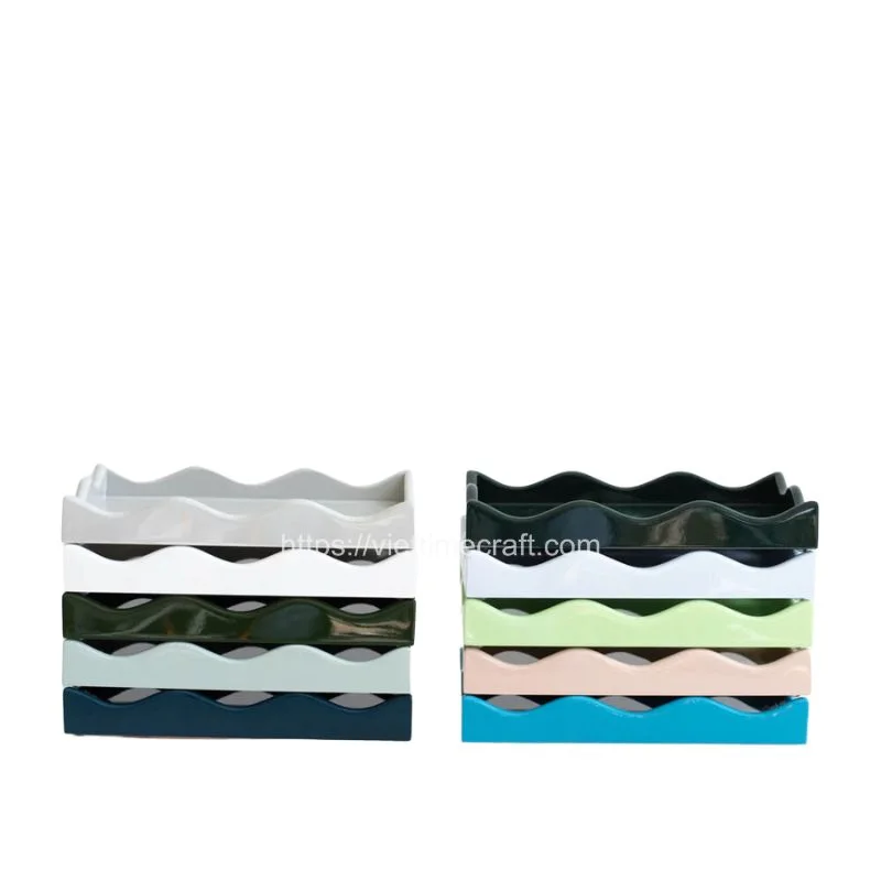 Set Of Wavy Lacquer Tray