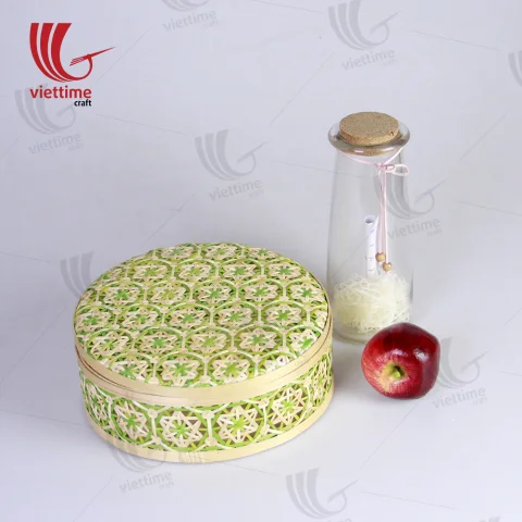 Green Coralpearl Woven Bamboo Candy Box