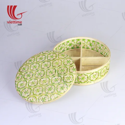 Green Coralpearl Woven Bamboo Candy Box